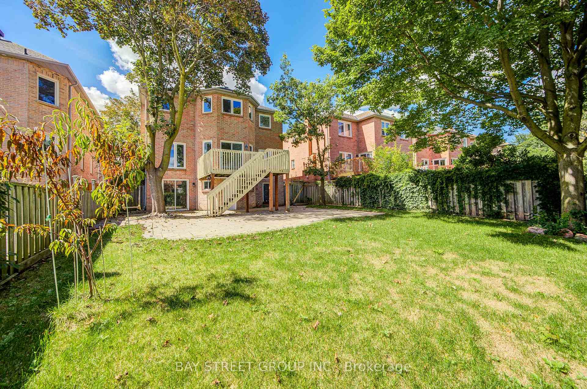 Photo 58 of 5 Captain Francis Drive, Markham, Buttonville — HOMEH