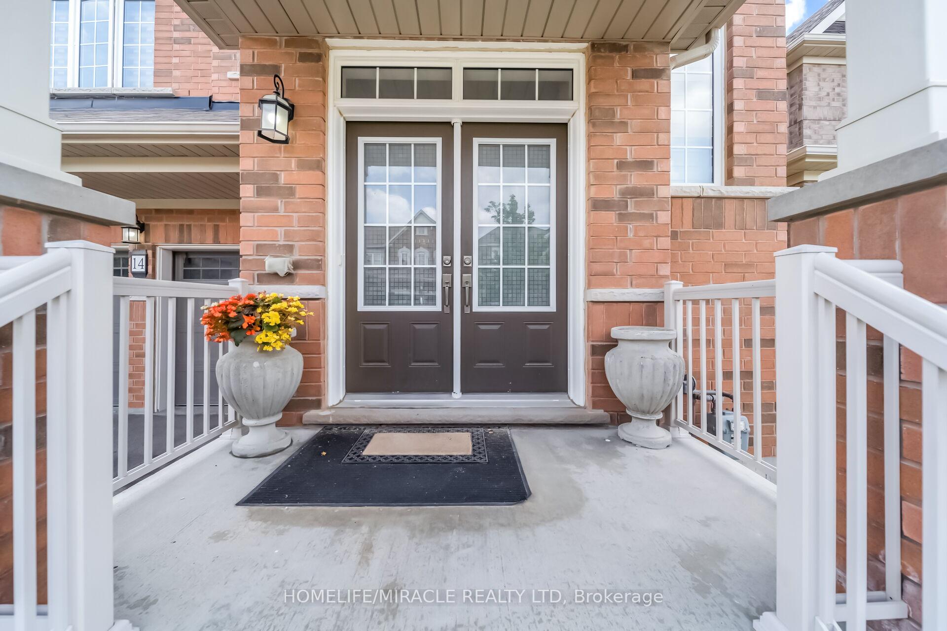Photo 2 of 14 Abercrombie Crescent, Brampton, Northwest Brampton — HOMEH