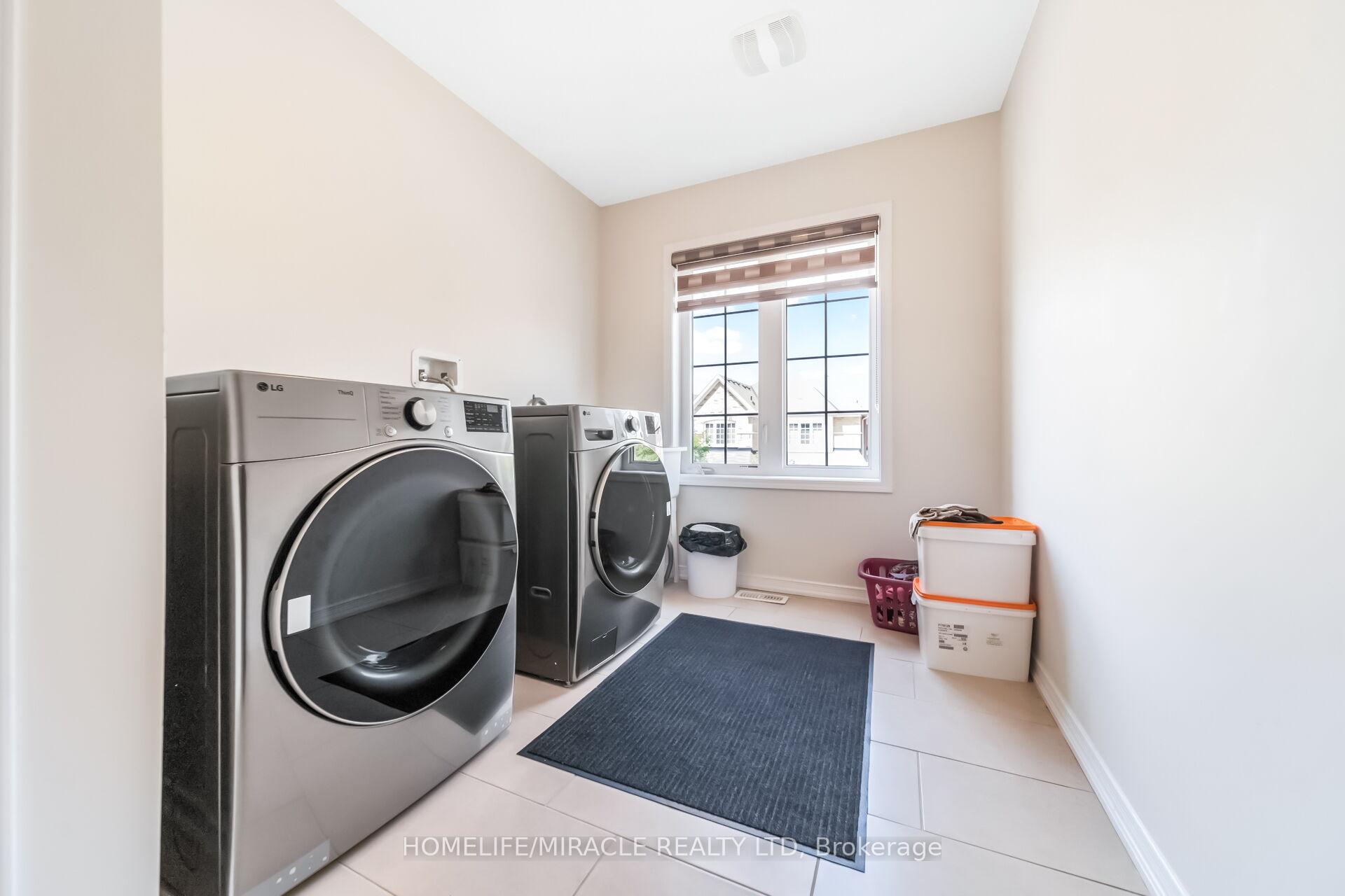Photo 19 of 14 Abercrombie Crescent, Brampton, Northwest Brampton — HOMEH