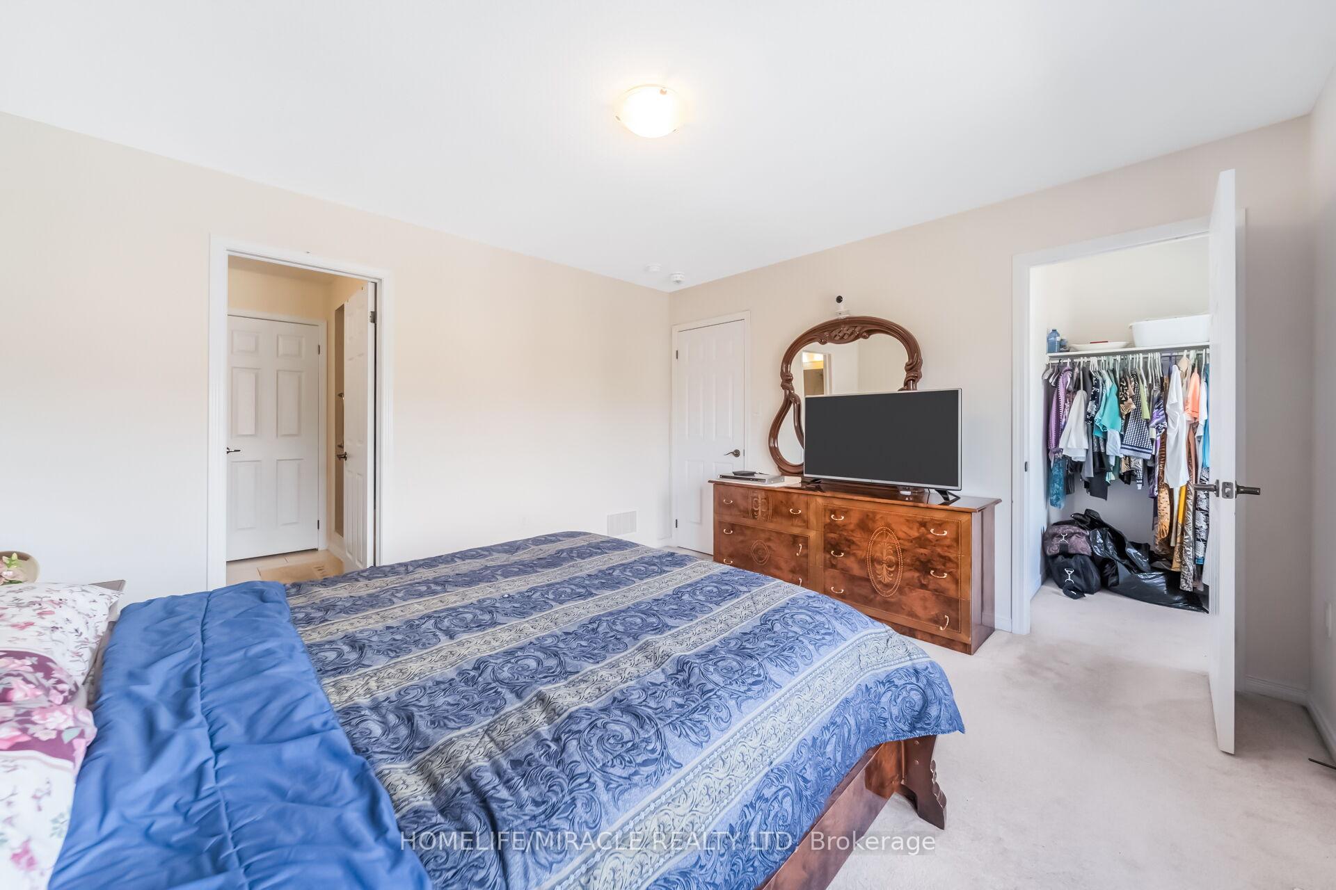 Photo 24 of 14 Abercrombie Crescent, Brampton, Northwest Brampton — HOMEH