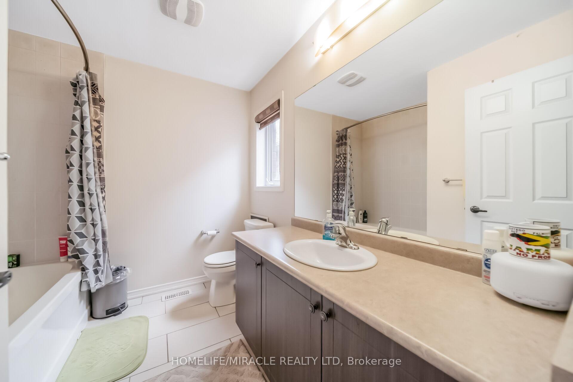 Photo 36 of 14 Abercrombie Crescent, Brampton, Northwest Brampton — HOMEH
