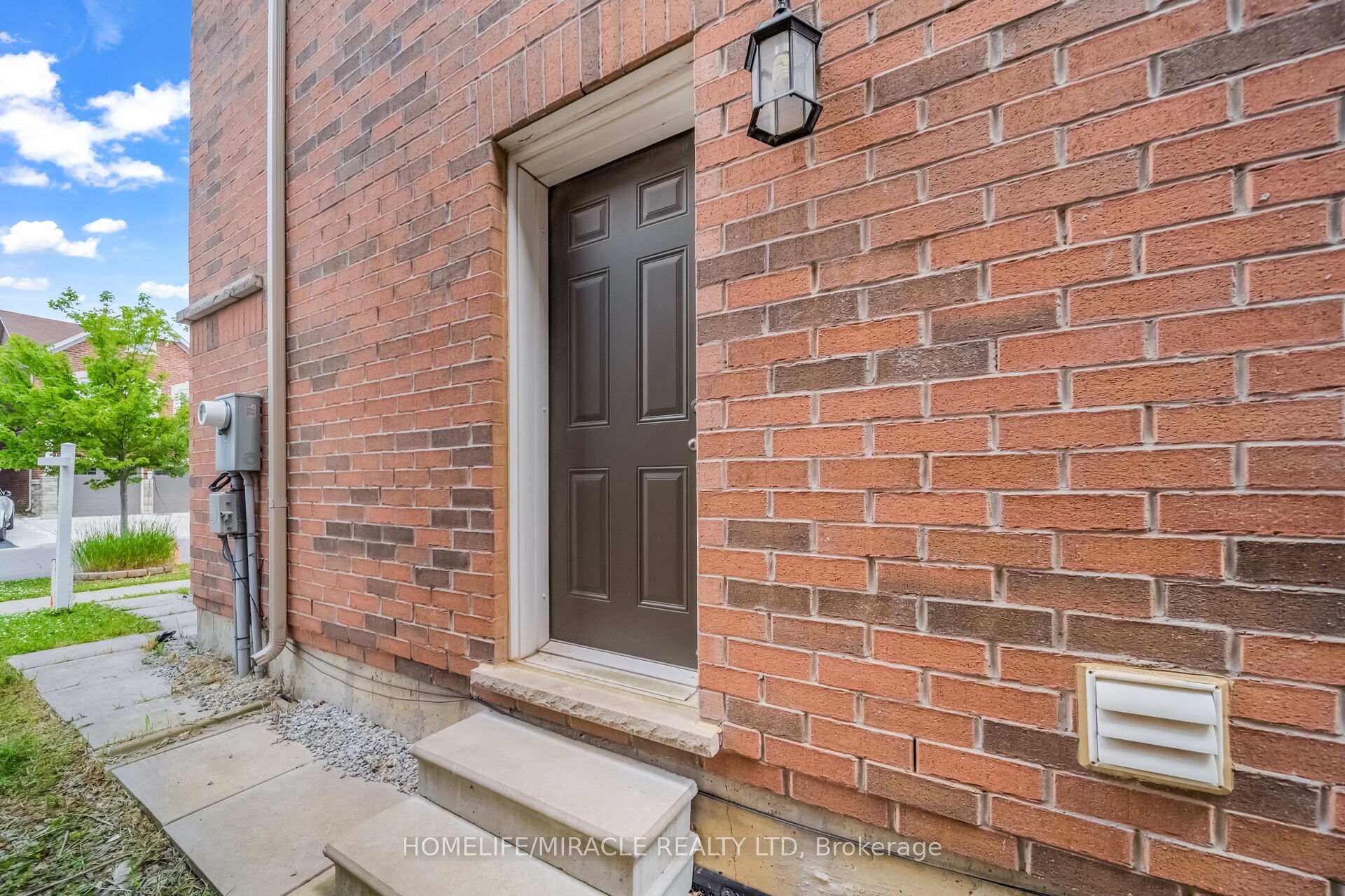 Photo 48 of 14 Abercrombie Crescent, Brampton, Northwest Brampton — HOMEH