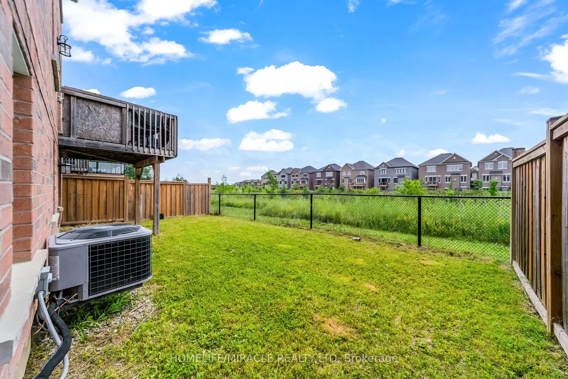 Photo 49 of 14 Abercrombie Crescent, Brampton, Northwest Brampton — HOMEH
