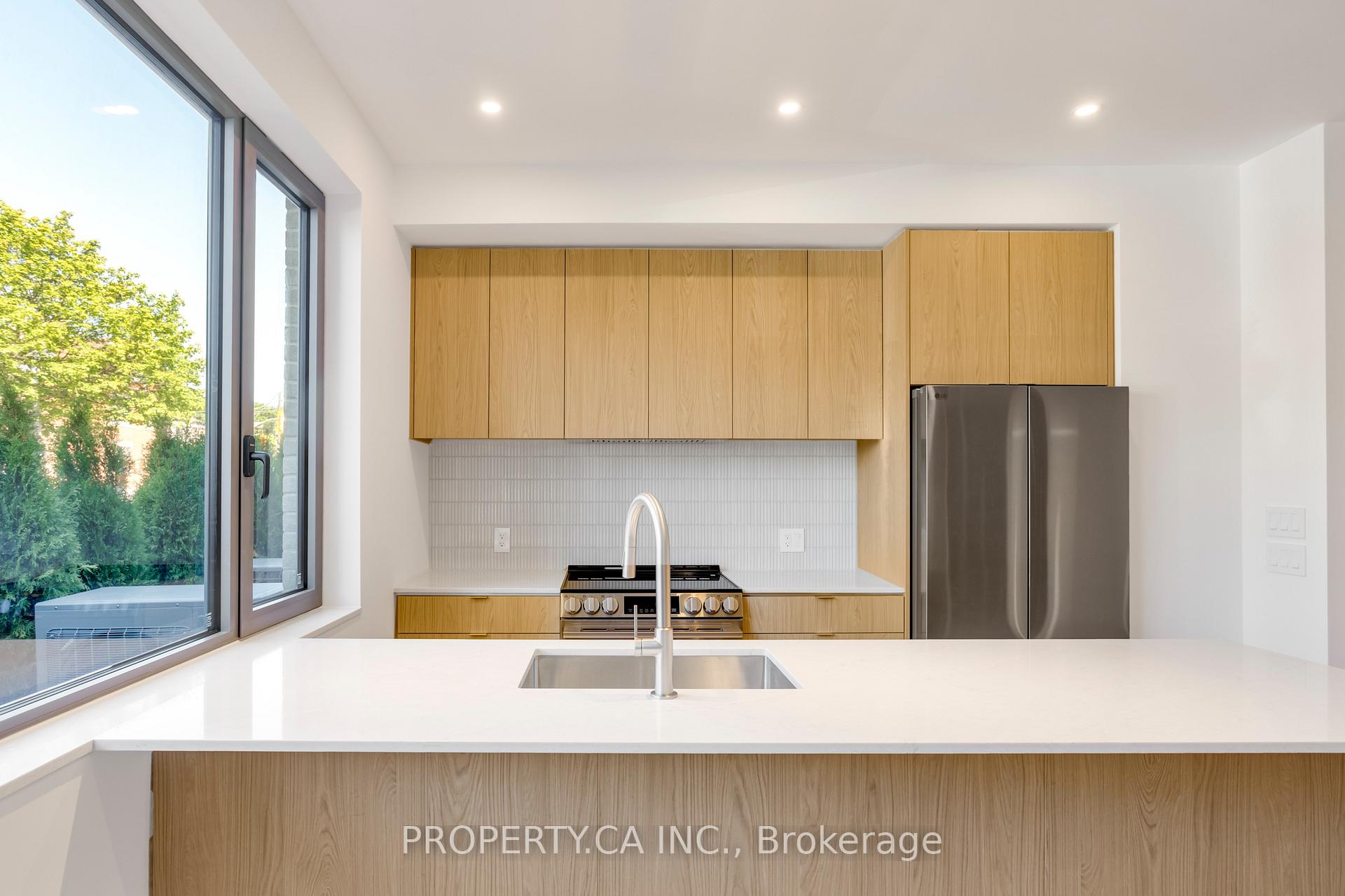 Photo 7 of Unit Unit #3, 301 Keele Street, Toronto, Junction Area — HOMEH
