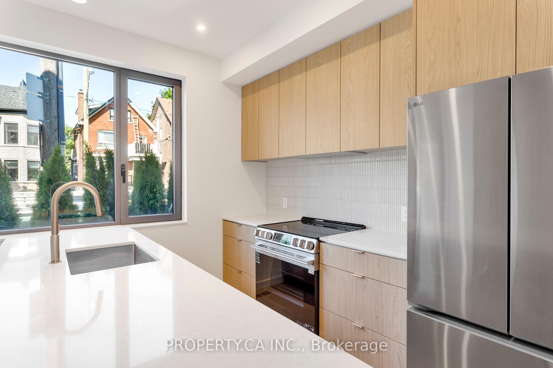 Photo 8 of Unit Unit #3, 301 Keele Street, Toronto, Junction Area — HOMEH