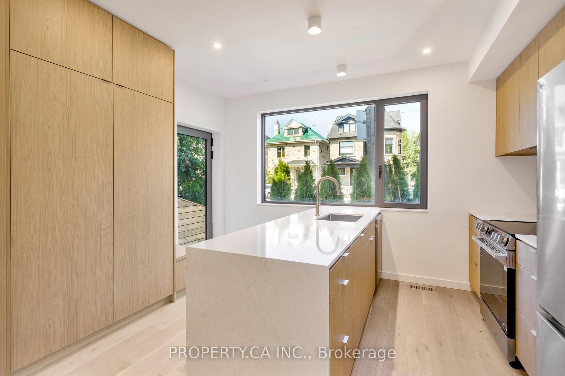 Photo 9 of Unit Unit #3, 301 Keele Street, Toronto, Junction Area — HOMEH
