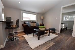 Photo 3 of Unit B, 93 Limeridge Road, Hamilton, Greeningdon — HOMEH