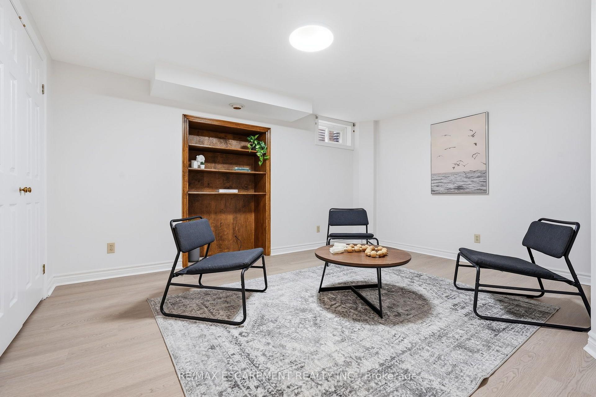 Photo 32 of 551 Deerhurst Drive, Burlington, Appleby — HOMEH