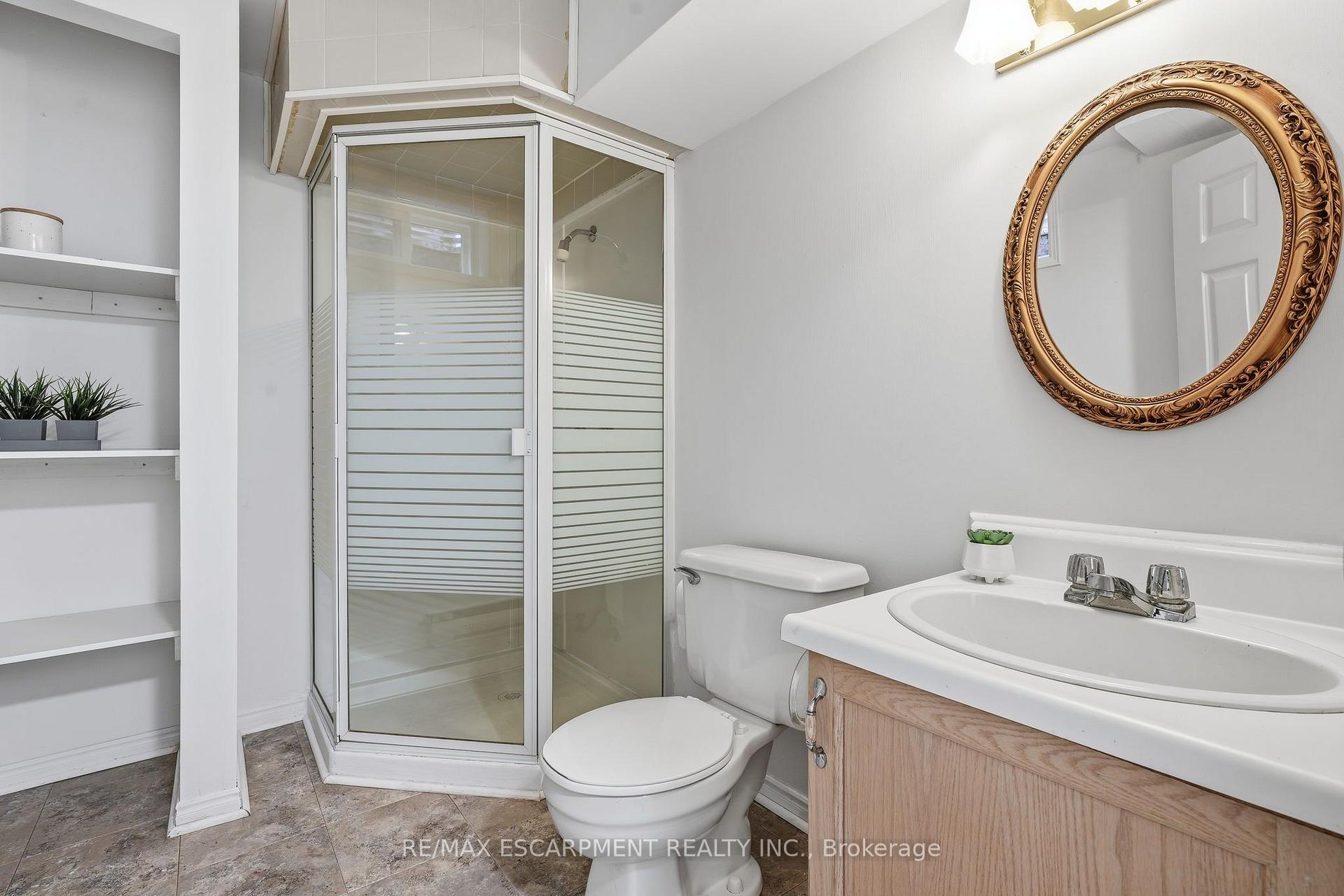 Photo 36 of 551 Deerhurst Drive, Burlington, Appleby — HOMEH