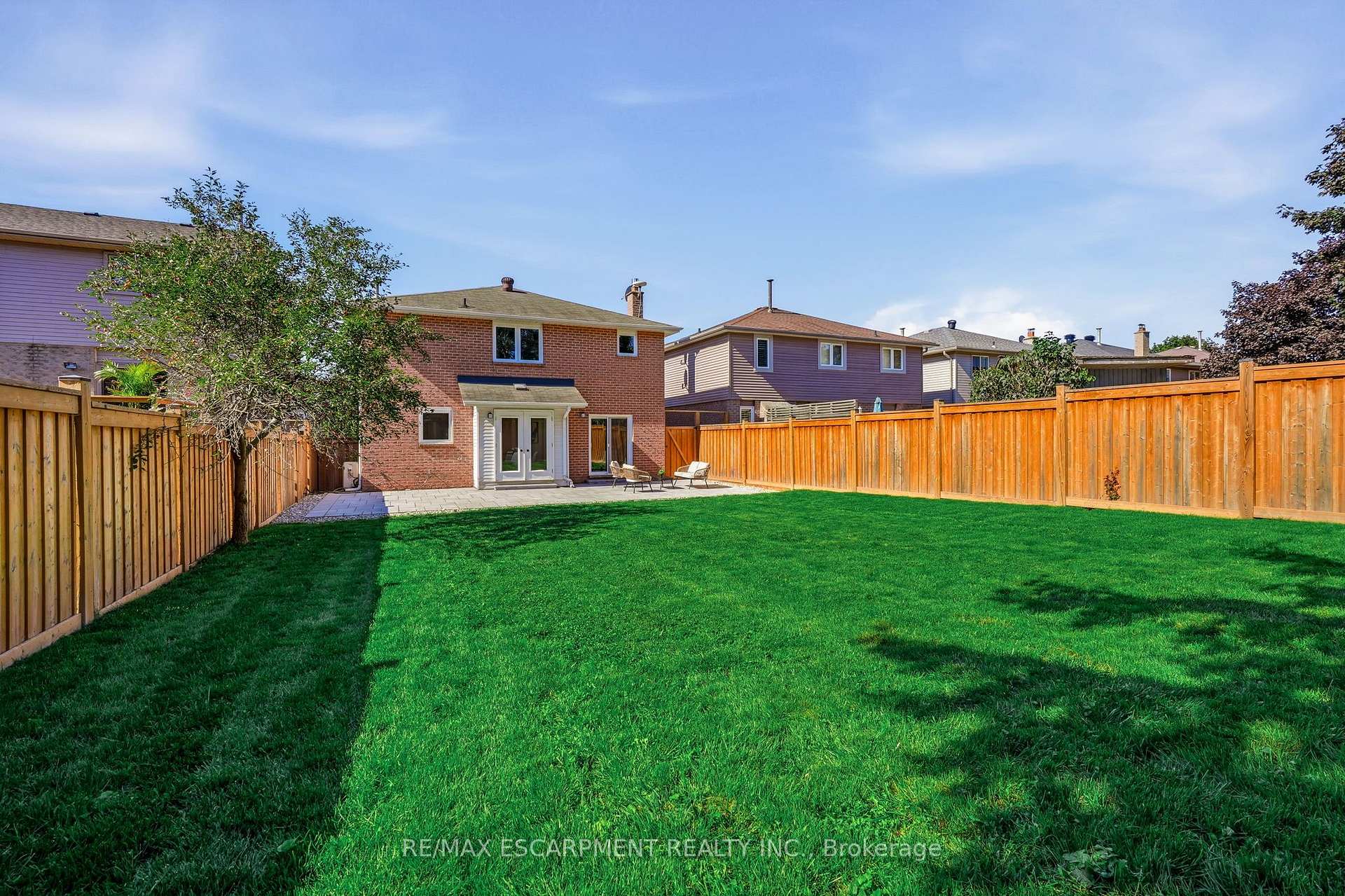 Photo 38 of 551 Deerhurst Drive, Burlington, Appleby — HOMEH