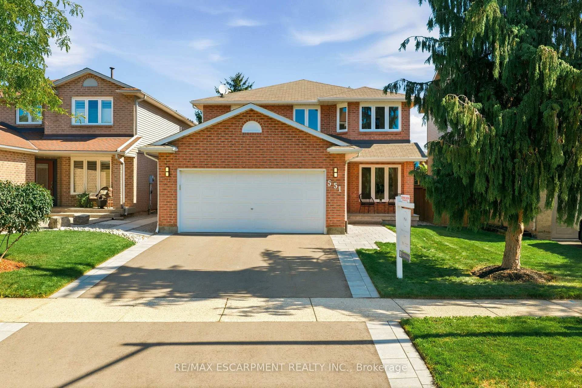 Photo 2 of 551 Deerhurst Drive, Burlington, Appleby — HOMEH