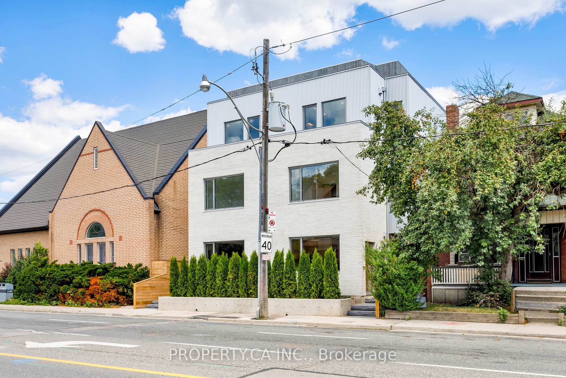 Photo 1 of Unit Unit #4, 301 Keele Street, Toronto, Junction Area — HOMEH