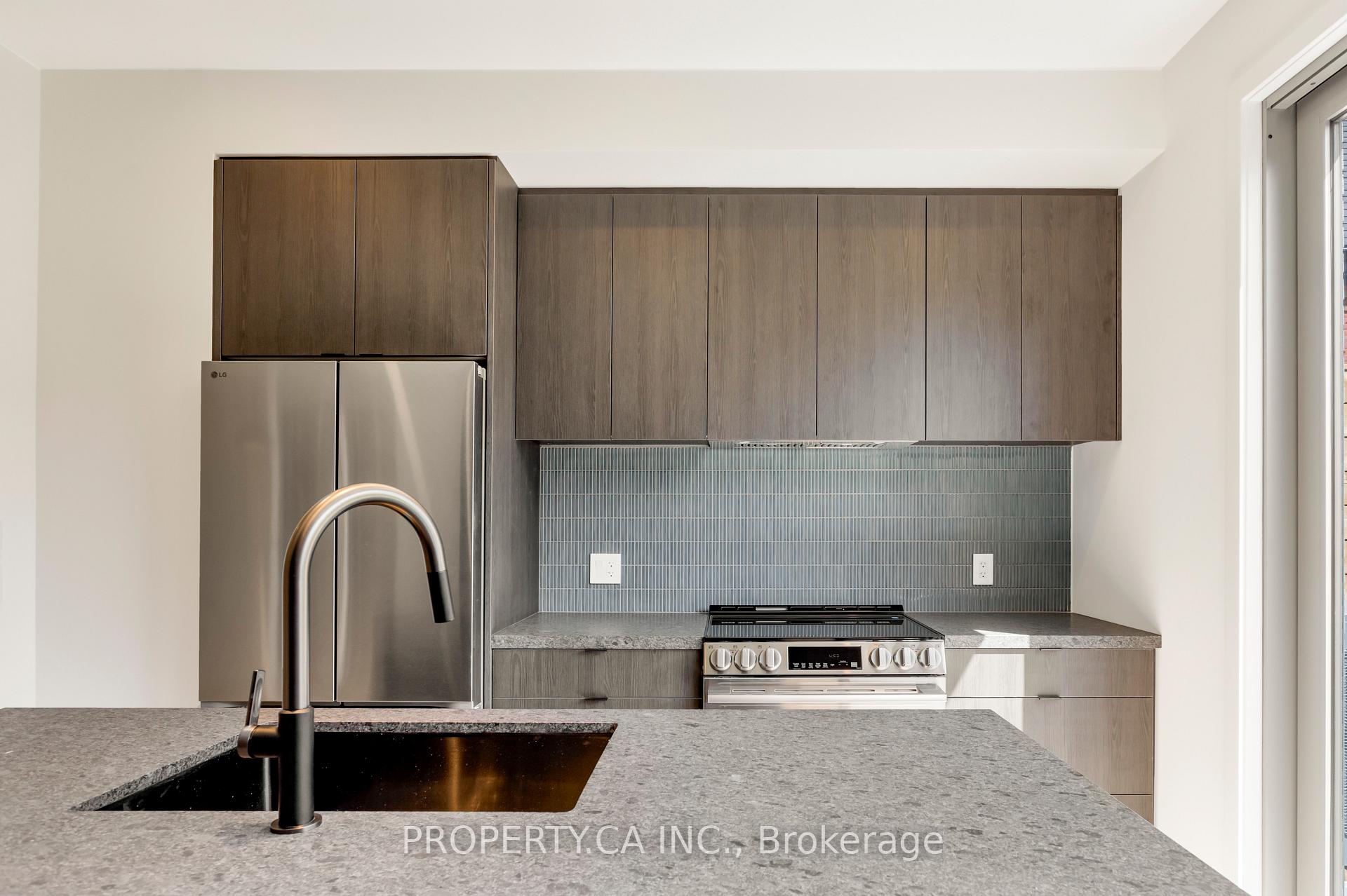 Photo 11 of Unit Unit #4, 301 Keele Street, Toronto, Junction Area — HOMEH
