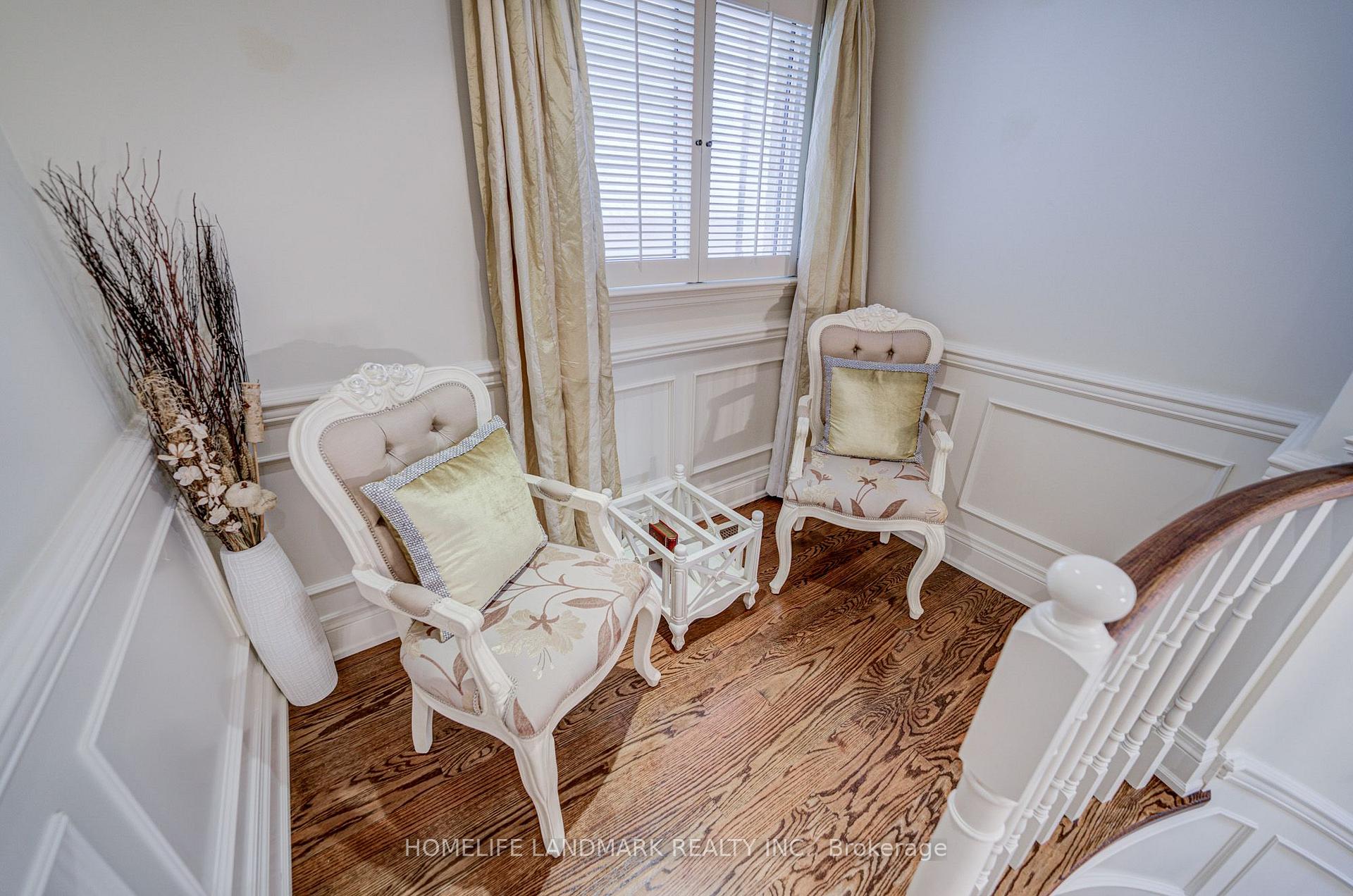 Photo 25 of 37 Maimonides Court, Vaughan, Crestwood-Springfarm-Yorkhill — HOMEH