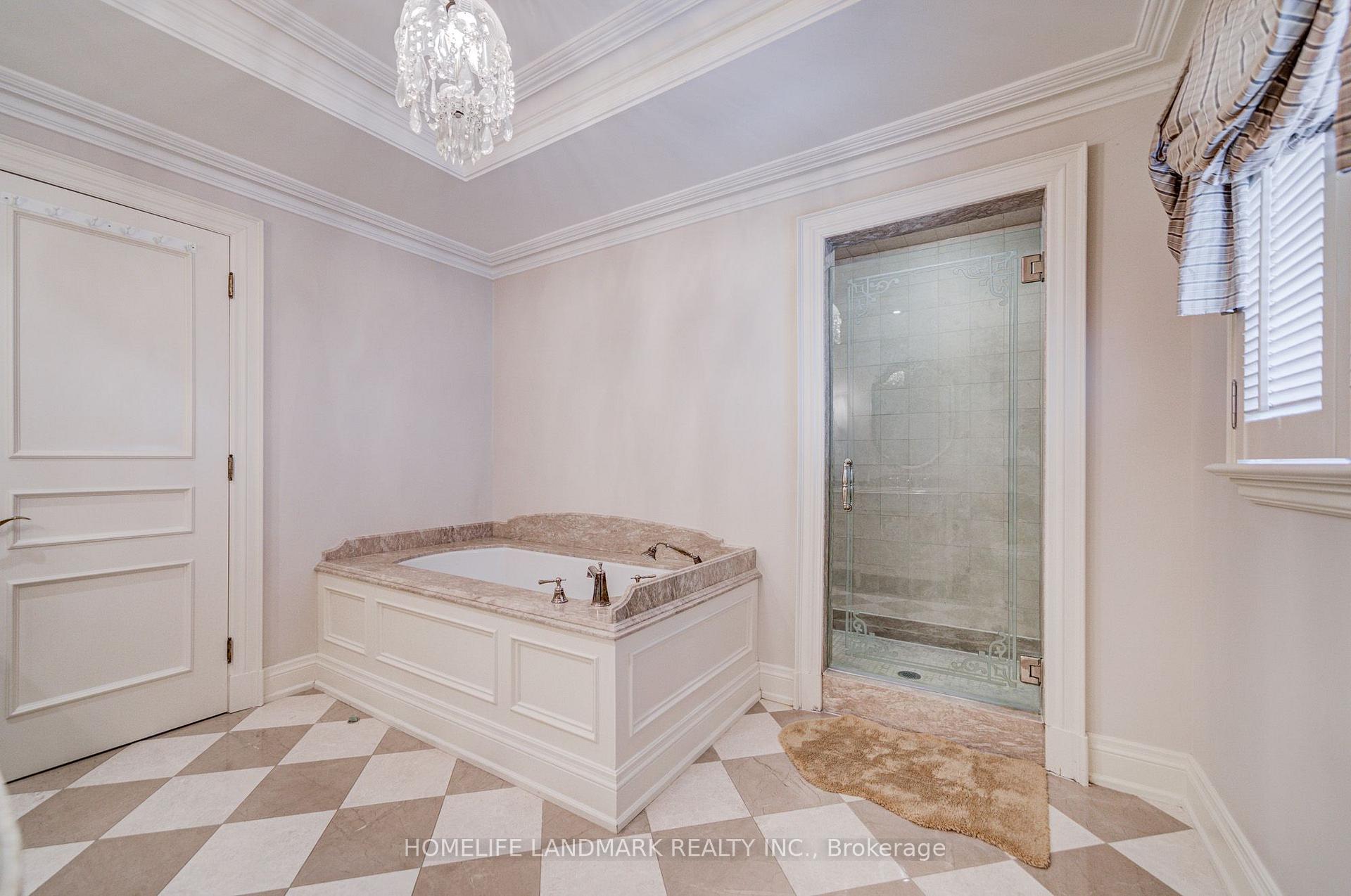 Photo 31 of 37 Maimonides Court, Vaughan, Crestwood-Springfarm-Yorkhill — HOMEH