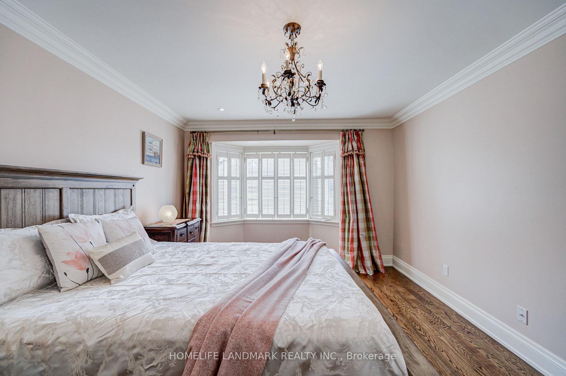 Photo 34 of 37 Maimonides Court, Vaughan, Crestwood-Springfarm-Yorkhill — HOMEH