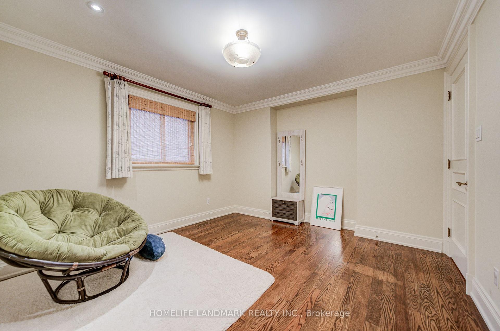 Photo 39 of 37 Maimonides Court, Vaughan, Crestwood-Springfarm-Yorkhill — HOMEH