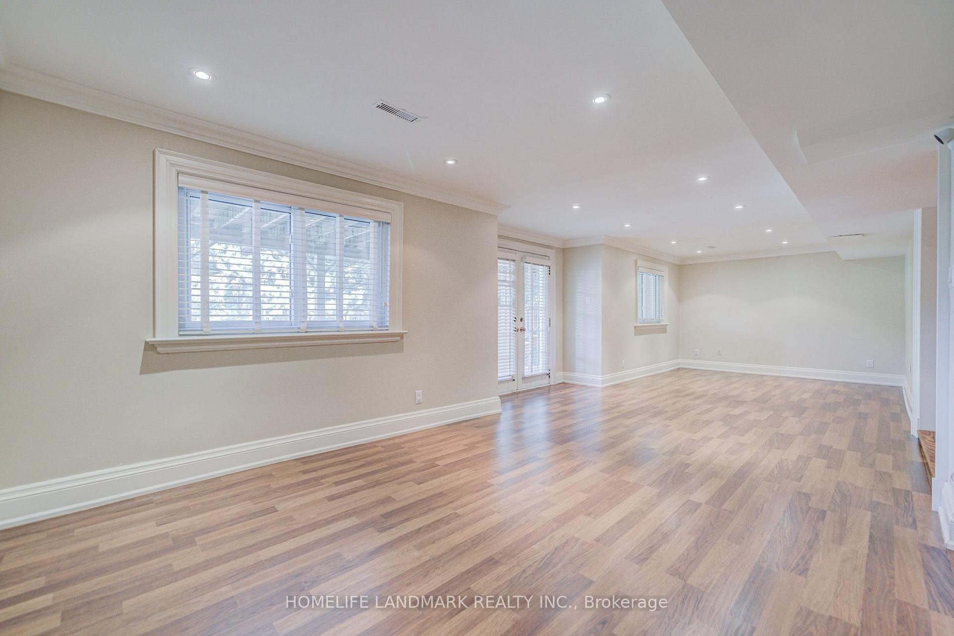 Photo 43 of 37 Maimonides Court, Vaughan, Crestwood-Springfarm-Yorkhill — HOMEH