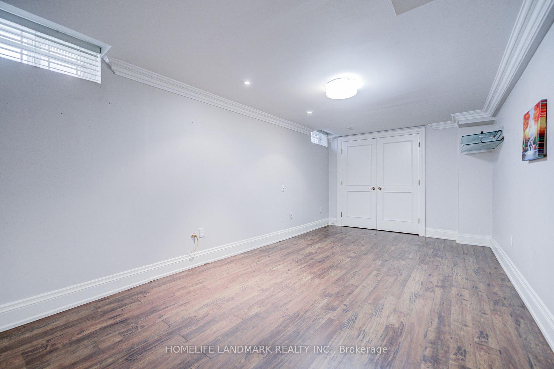 Photo 44 of 37 Maimonides Court, Vaughan, Crestwood-Springfarm-Yorkhill — HOMEH