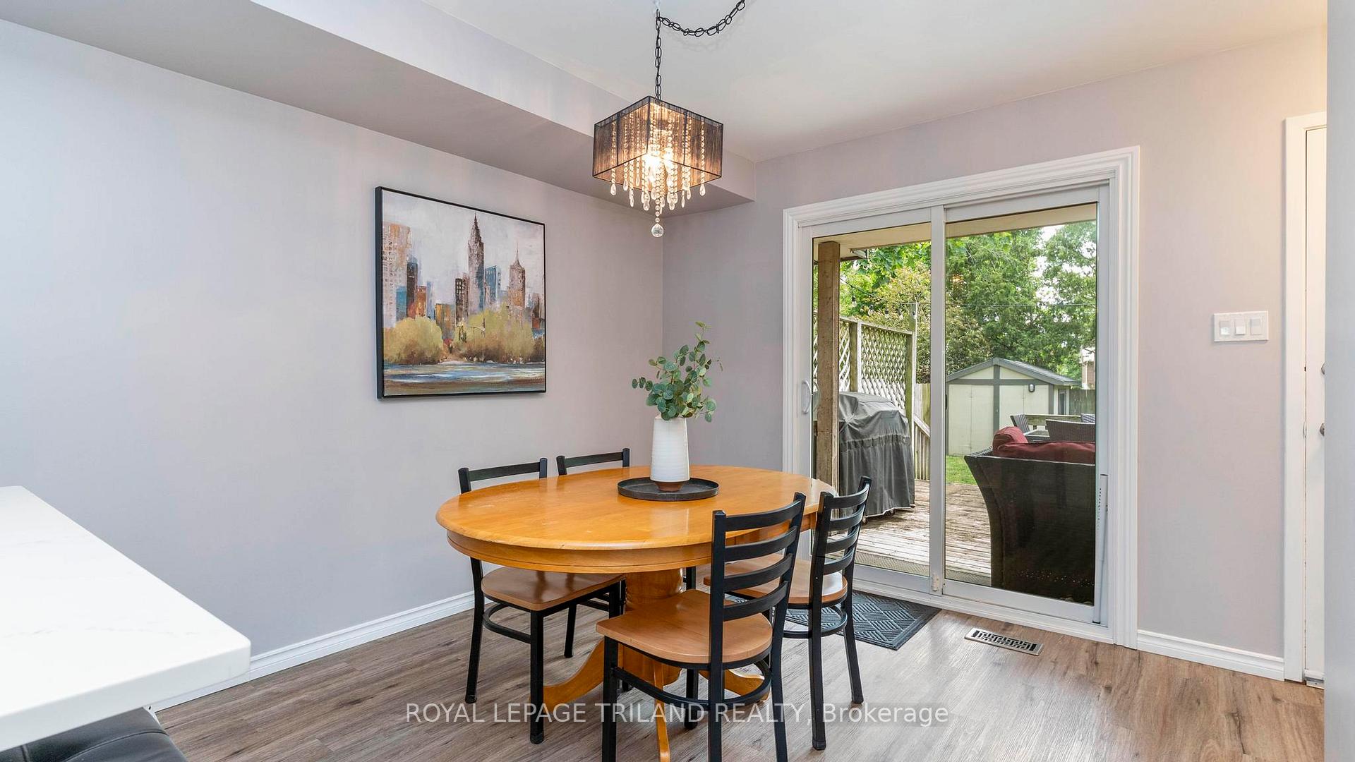 Photo 17 of 27 Patience Crescent, London, South X — HOMEH