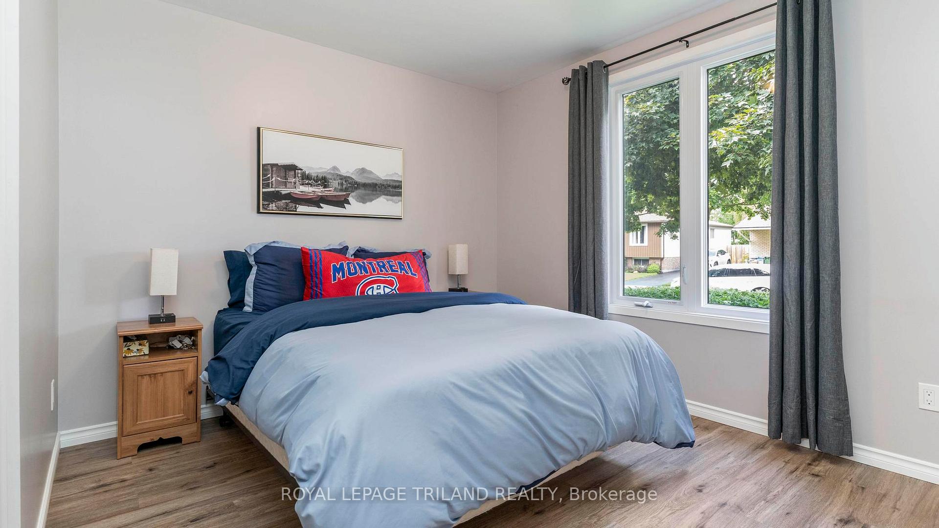 Photo 23 of 27 Patience Crescent, London, South X — HOMEH