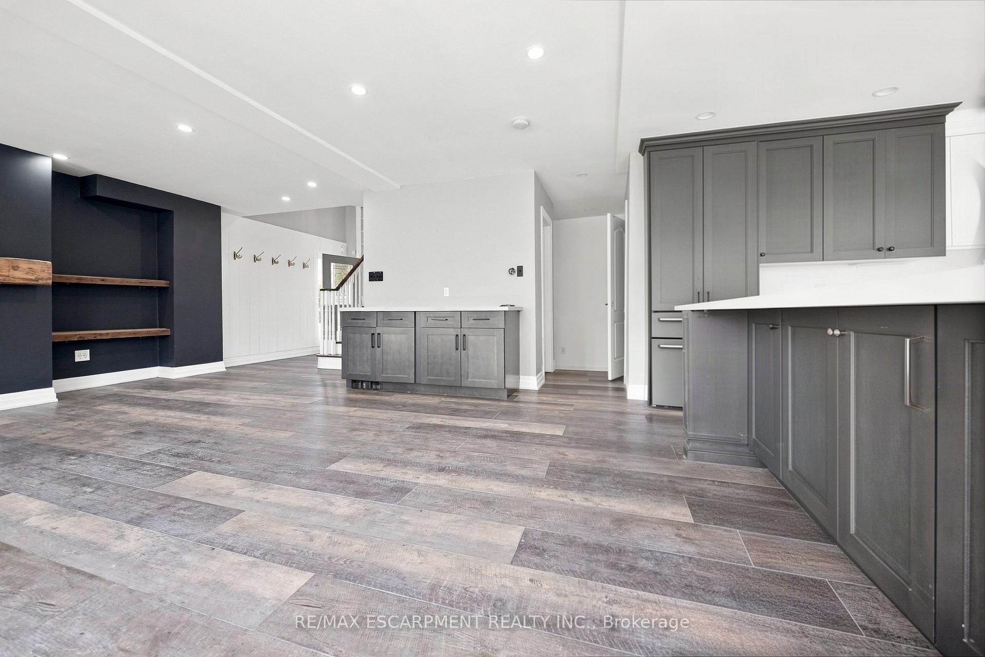 Photo 18 of 96 Laurendale Avenue, Hamilton, Waterdown — HOMEH