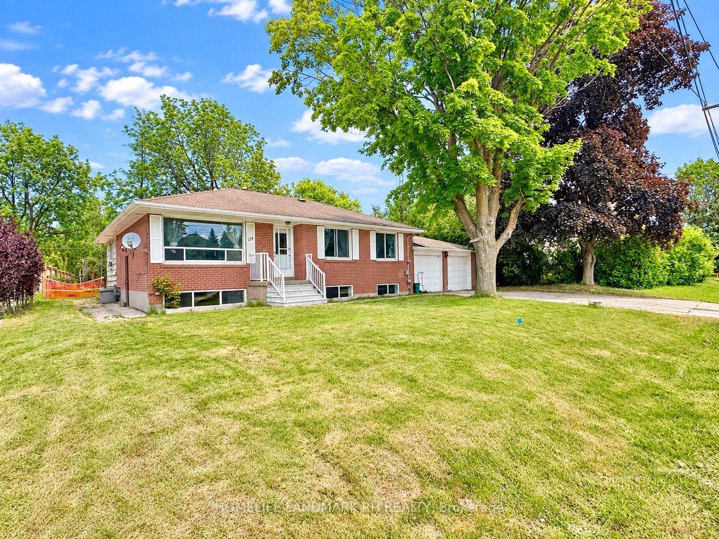 Photo 15 of 114 Hollingsworth Drive, King, King City — HOMEH