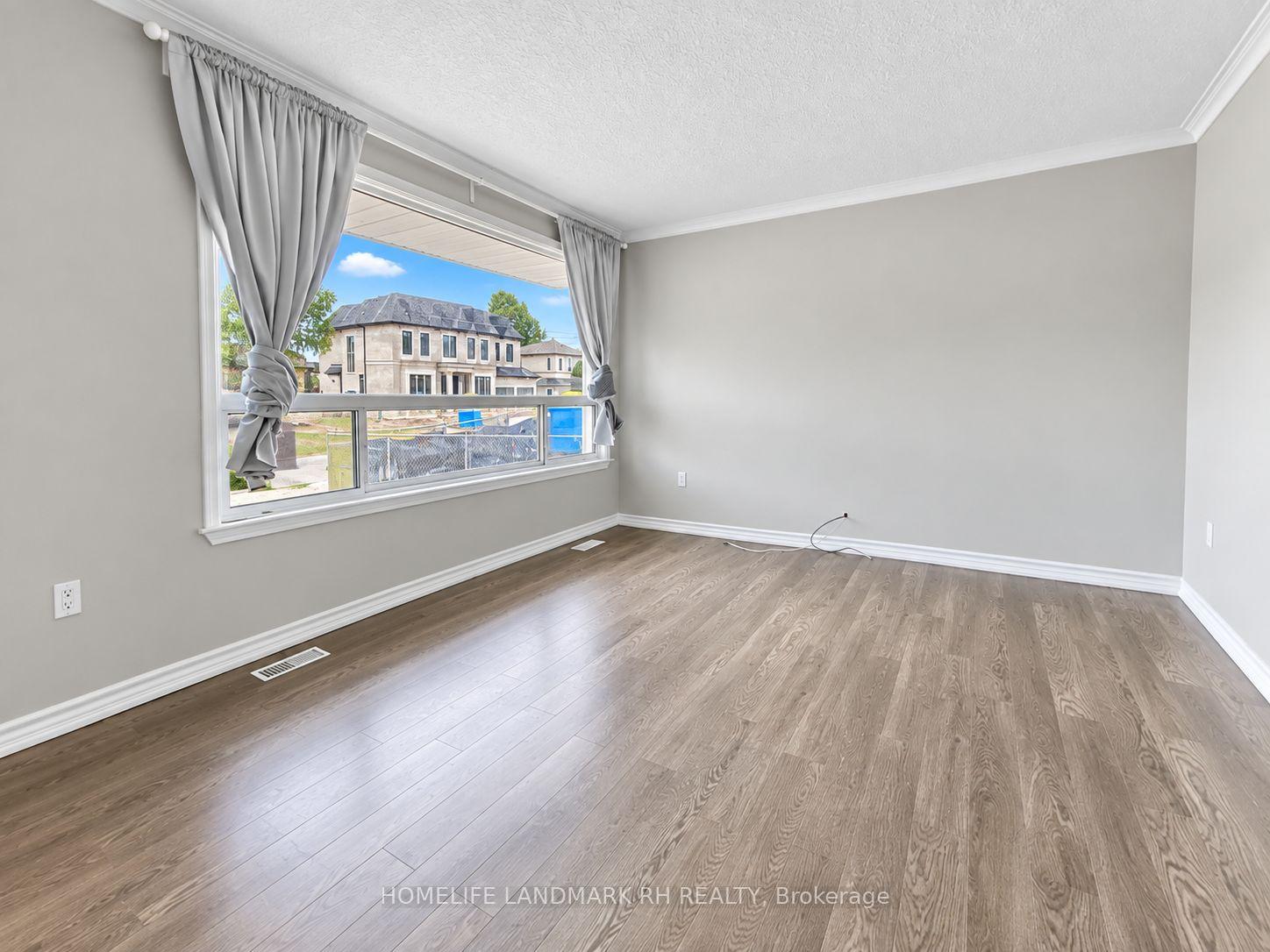 Photo 21 of 114 Hollingsworth Drive, King, King City — HOMEH