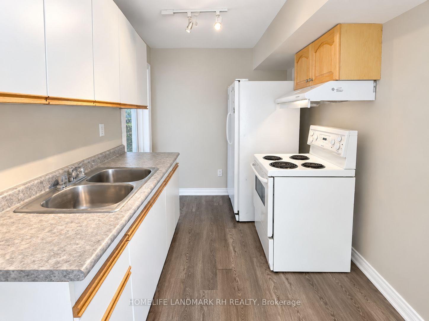 Photo 41 of 114 Hollingsworth Drive, King, King City — HOMEH