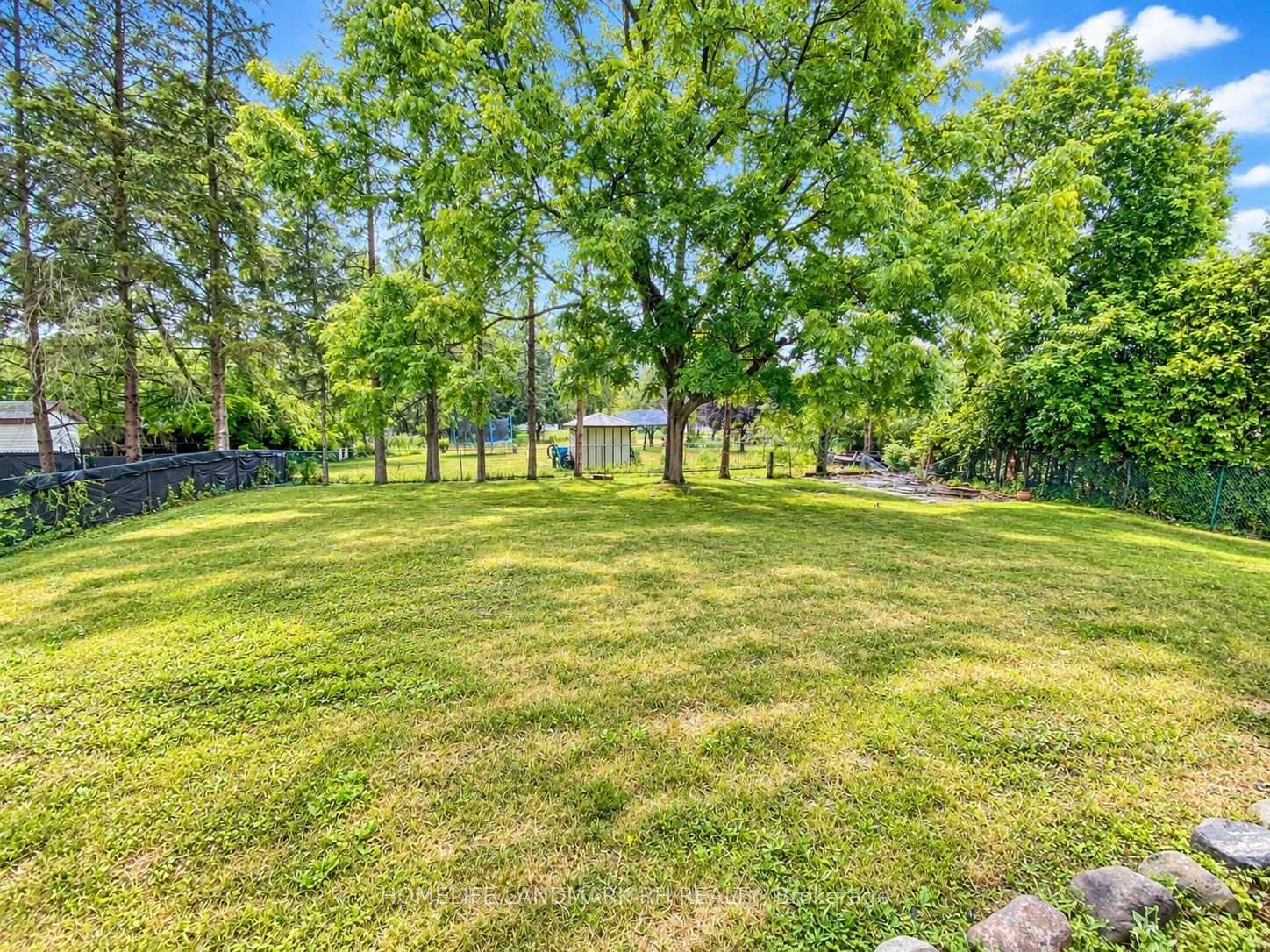 Photo 47 of 114 Hollingsworth Drive, King, King City — HOMEH