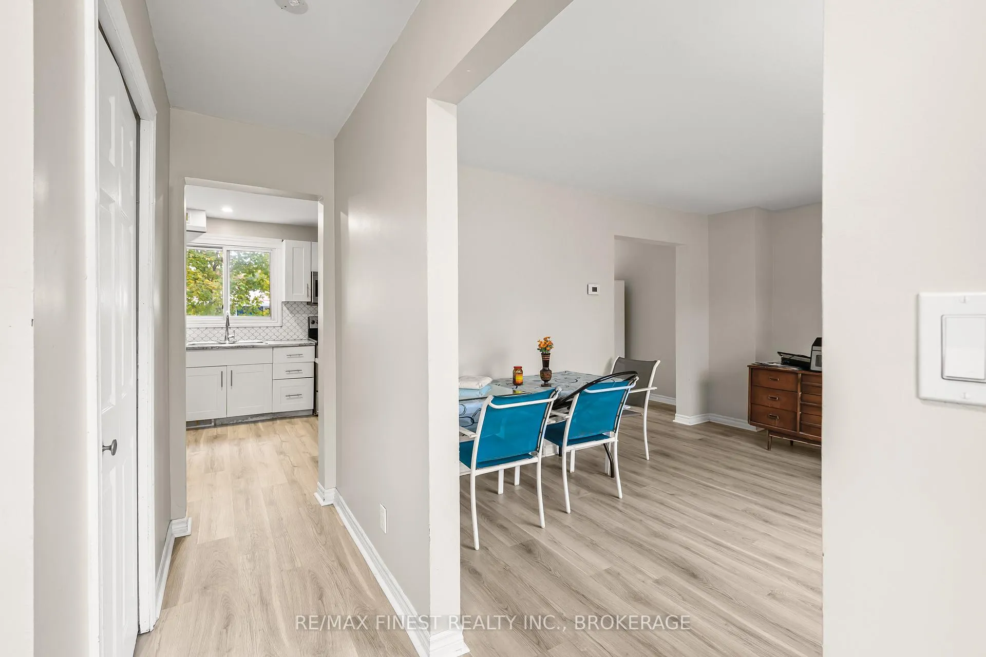 Photo 3 of 136 Calderwood Drive, Kingston, Central City West — HOMEH