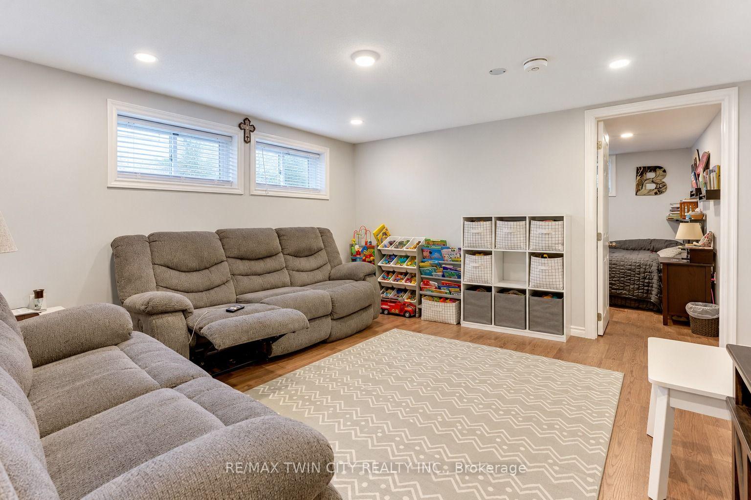 Photo 28 of 169 Bruce Street, Kitchener, Heritage Park/Rosemount — HOMEH
