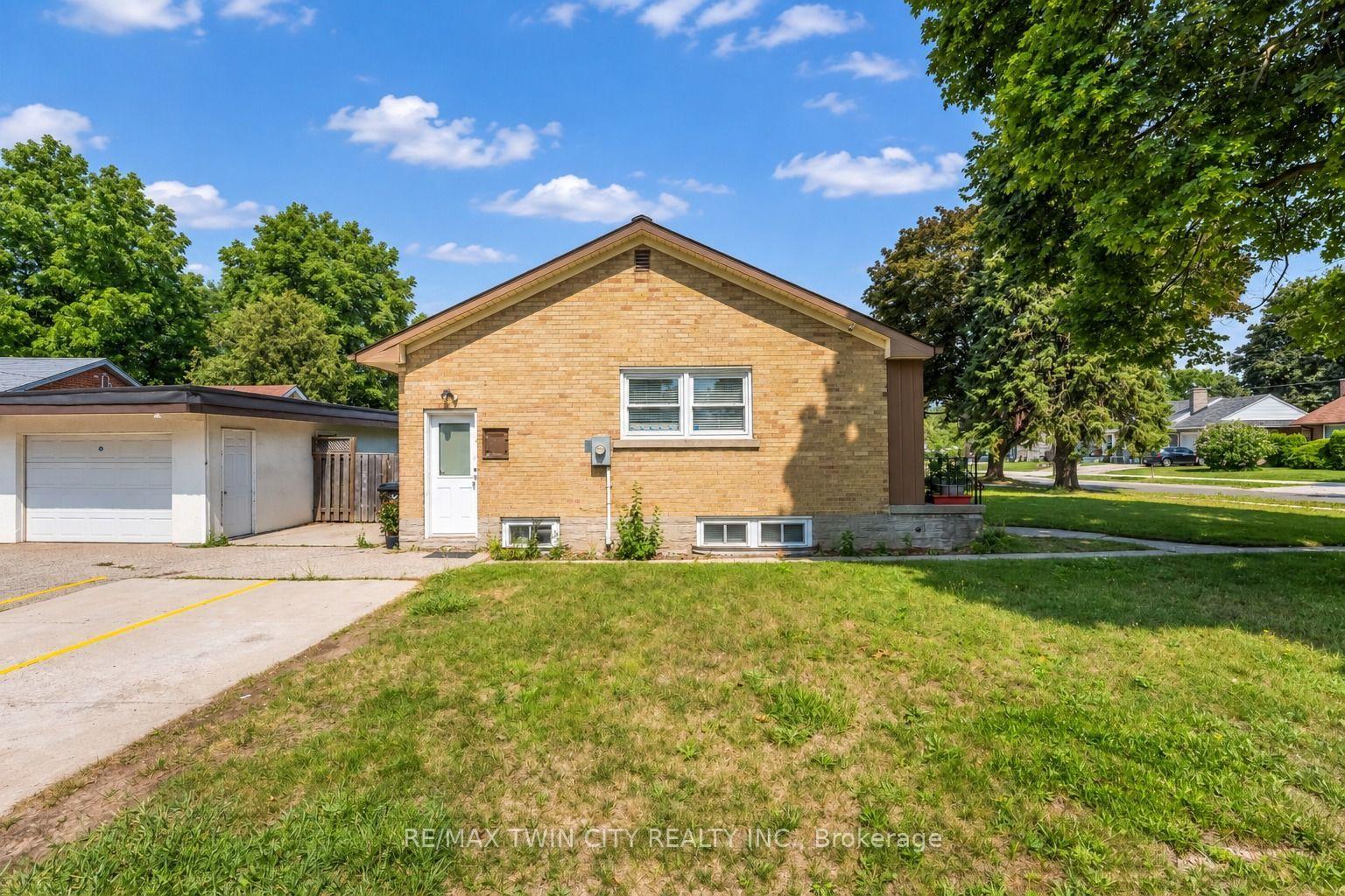 Photo 41 of 169 Bruce Street, Kitchener, Heritage Park/Rosemount — HOMEH