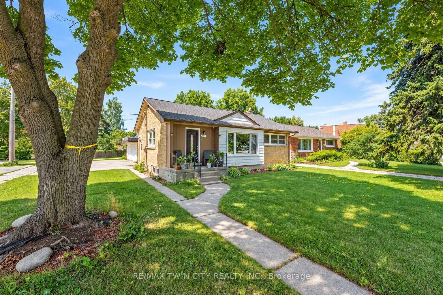 Photo 43 of 169 Bruce Street, Kitchener, Heritage Park/Rosemount — HOMEH