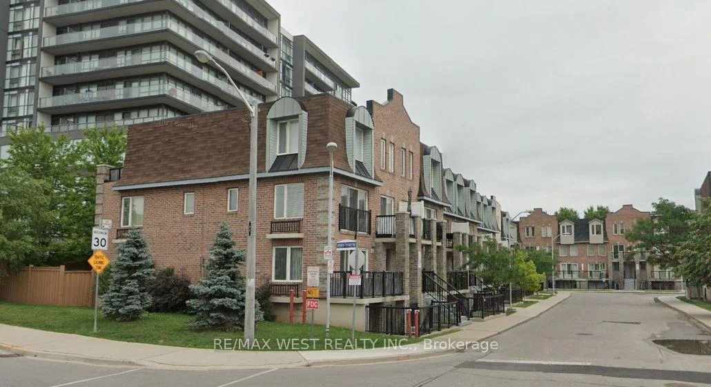 Photo 3 of Unit 2020, 125 George Appleton Way, North York, Downsview-Roding-CFB — HOMEH
