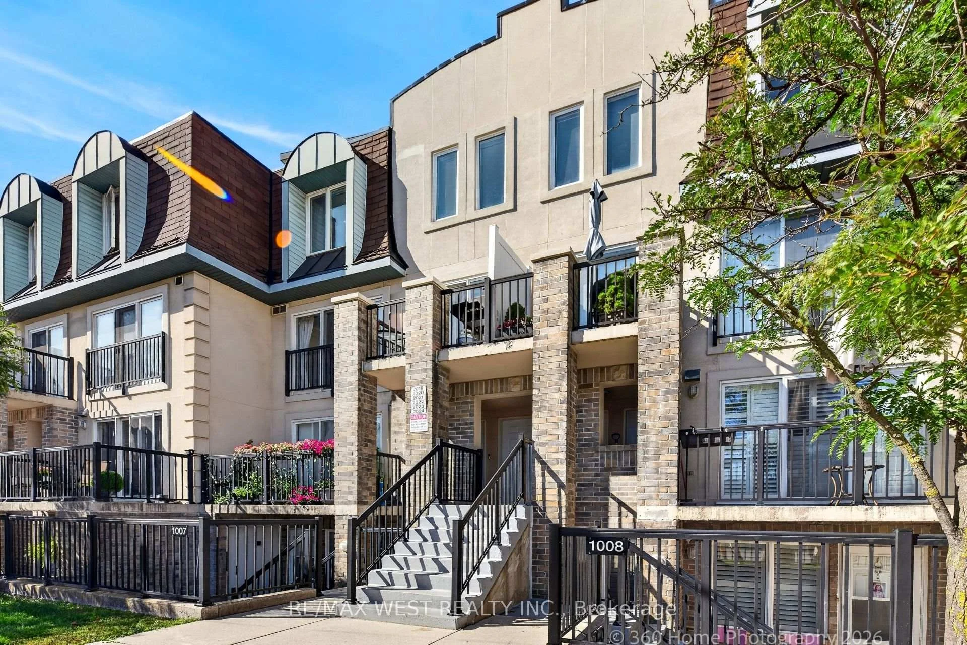 Photo of Unit 2020, 125 George Appleton Way
