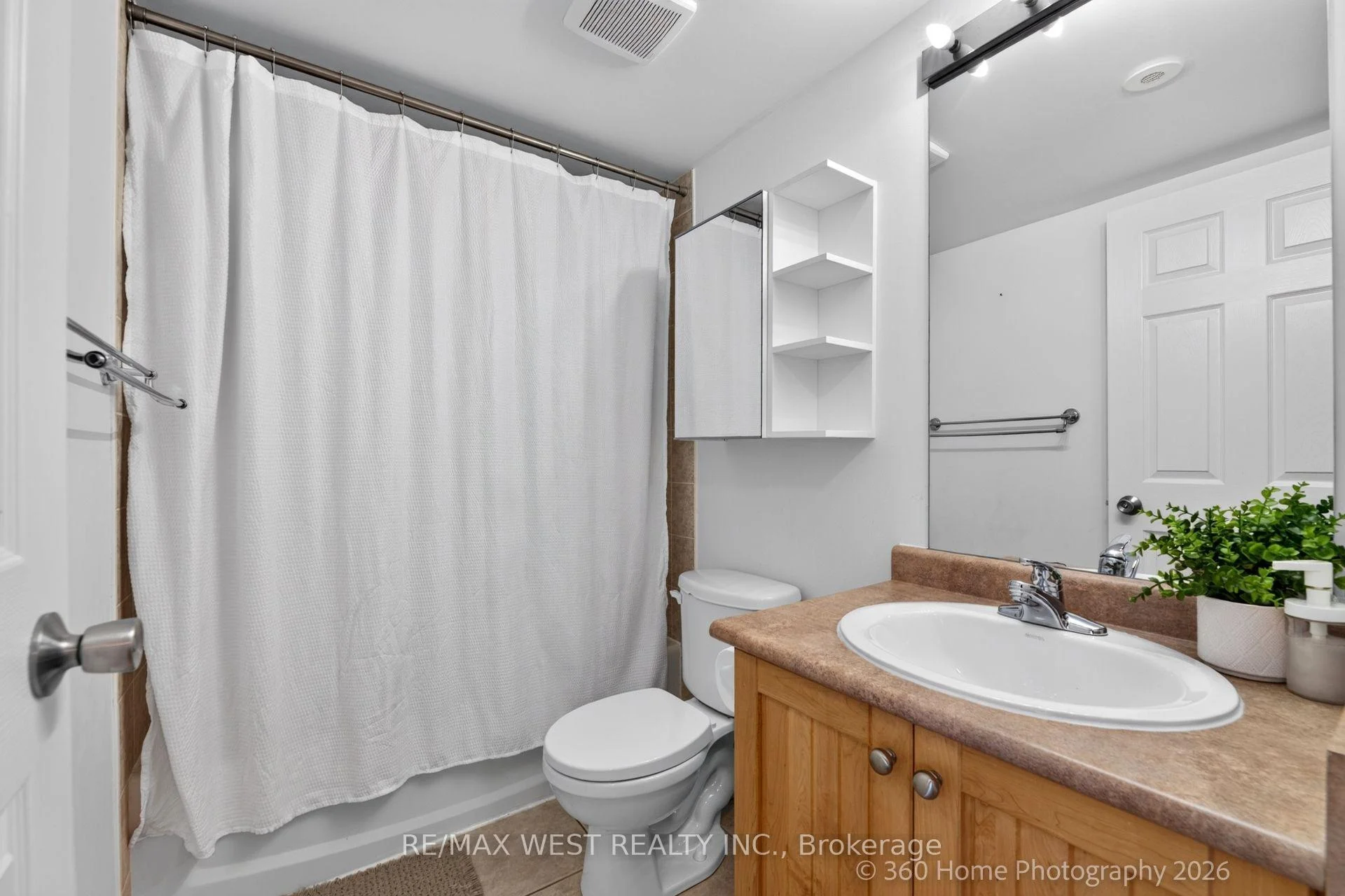 Photo 23 of Unit 2020, 125 George Appleton Way, North York, Downsview-Roding-CFB — HOMEH