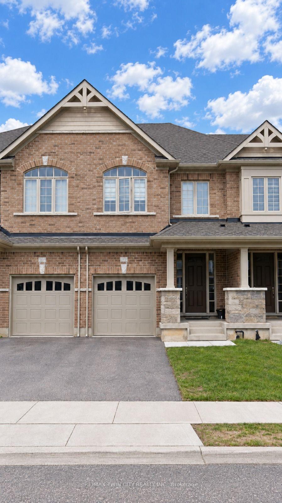 Photo 1 of 207 Broadacre Drive, Kitchener, Victoria Hills — HOMEH