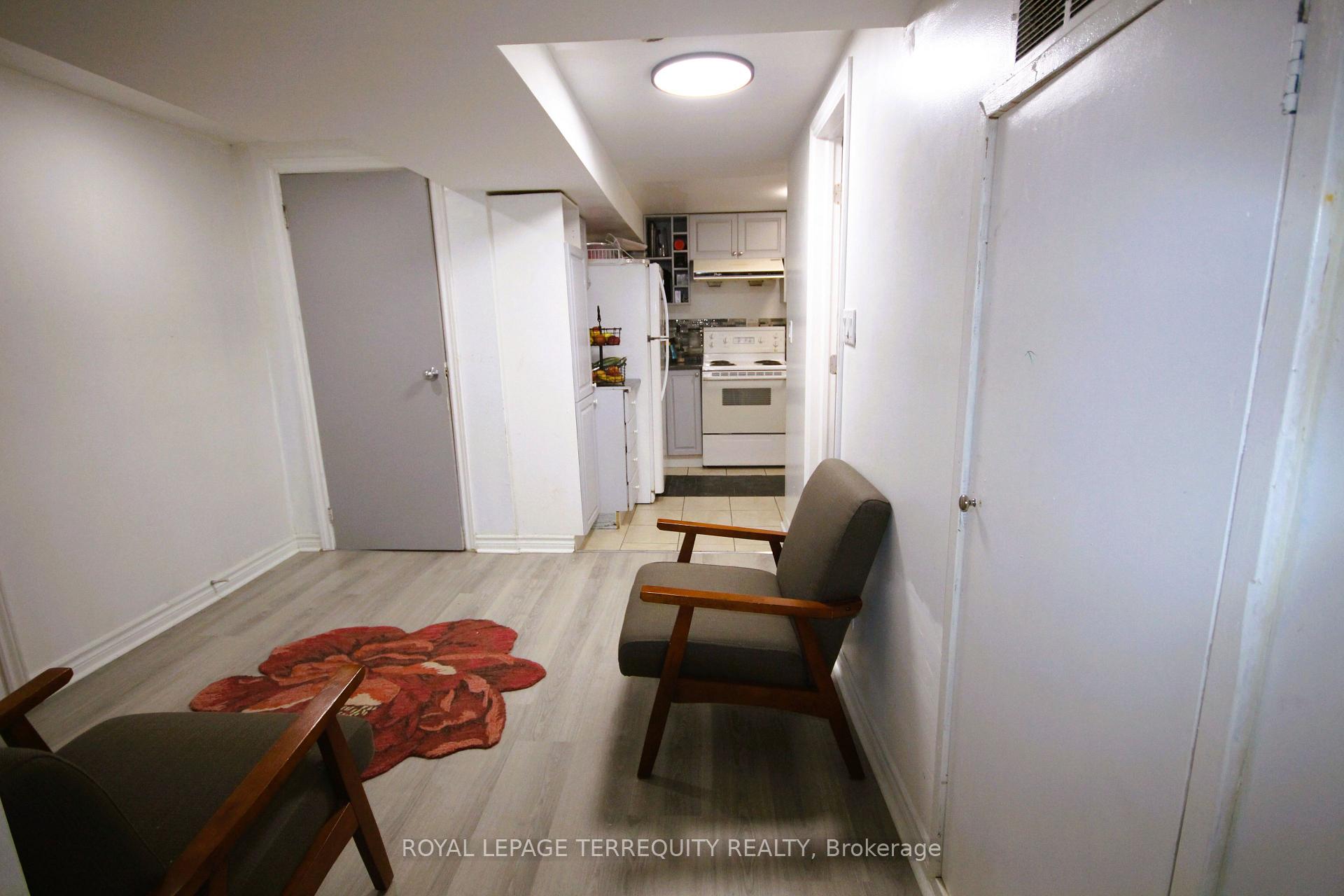 Photo 6 of Unit Bsmt, 33 Parsell Square, Scarborough, Malvern — HOMEH