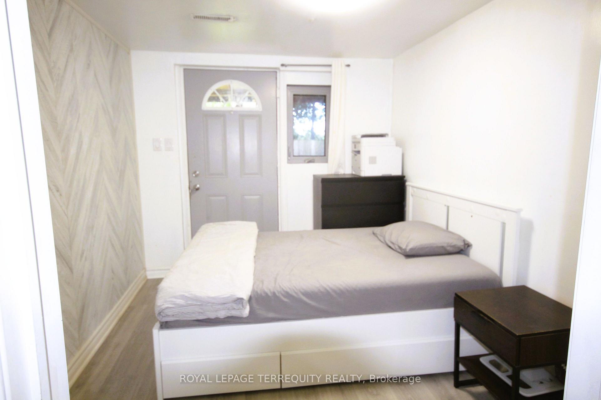 Photo 13 of Unit Bsmt, 33 Parsell Square, Scarborough, Malvern — HOMEH
