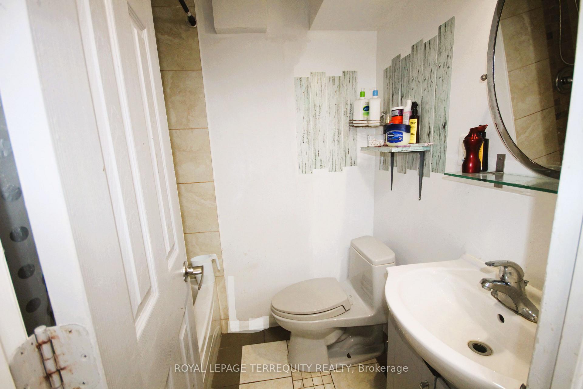 Photo 15 of Unit Bsmt, 33 Parsell Square, Scarborough, Malvern — HOMEH