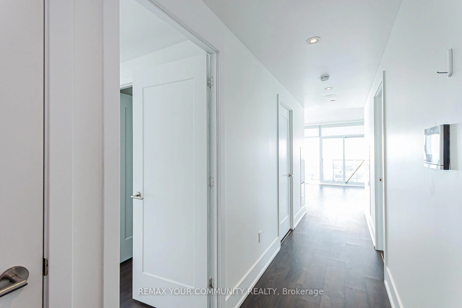 Photo 31 of Unit 5410, 10 York Street, Toronto, Waterfront Communities — HOMEH