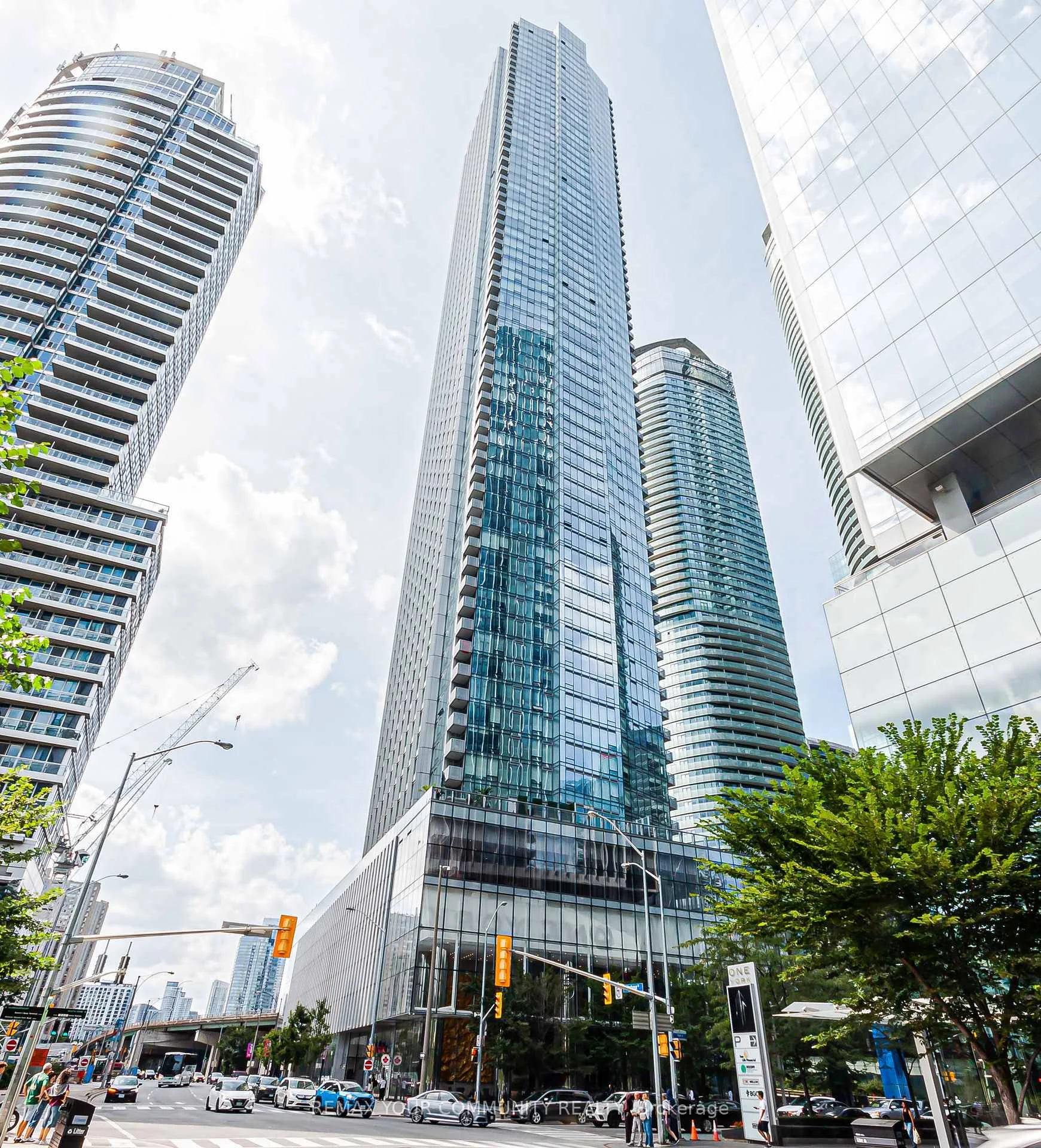 Photo 36 of Unit 5410, 10 York Street, Toronto, Waterfront Communities — HOMEH