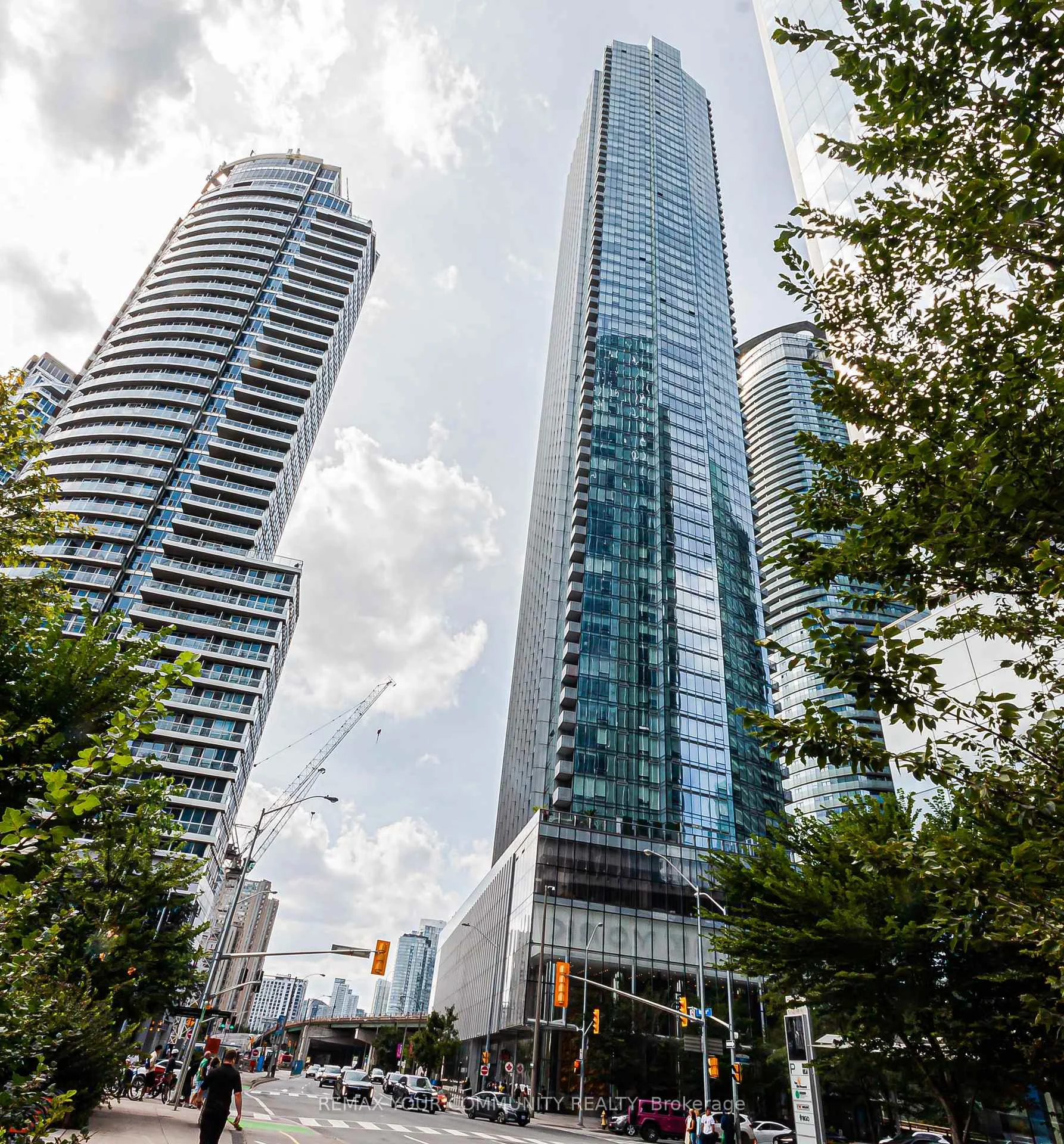 Photo 37 of Unit 5410, 10 York Street, Toronto, Waterfront Communities — HOMEH