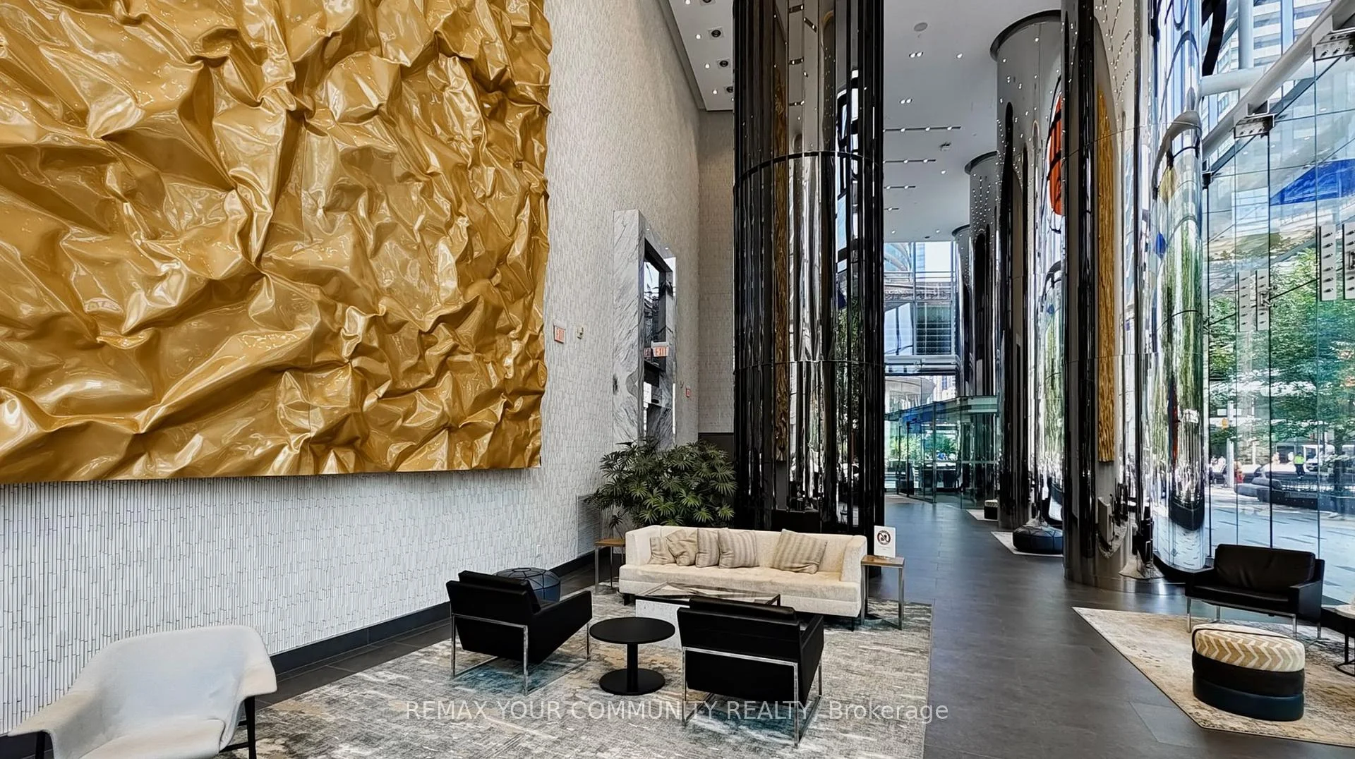 Photo 41 of Unit 5410, 10 York Street, Toronto, Waterfront Communities — HOMEH