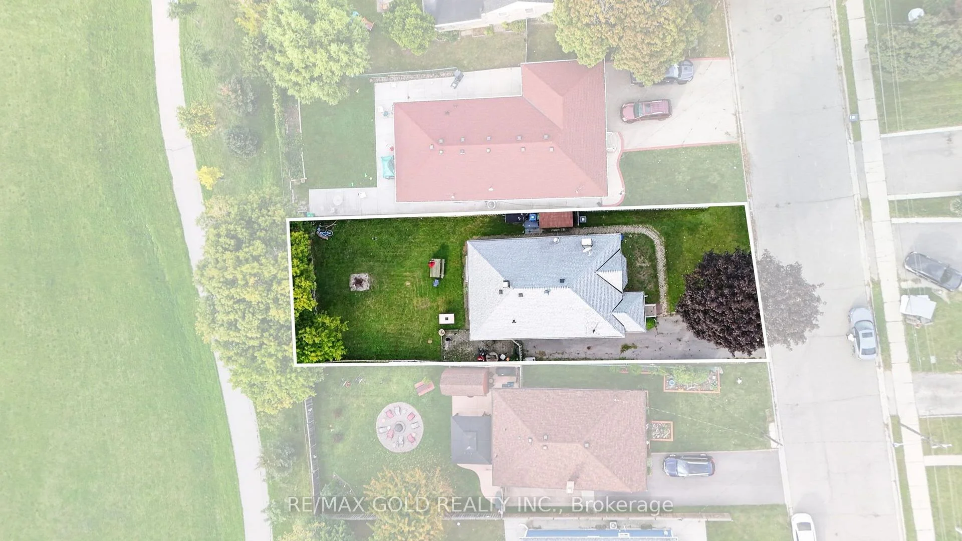 Photo 29 of 15 Beverley Street, Mississauga, Malton — HOMEH