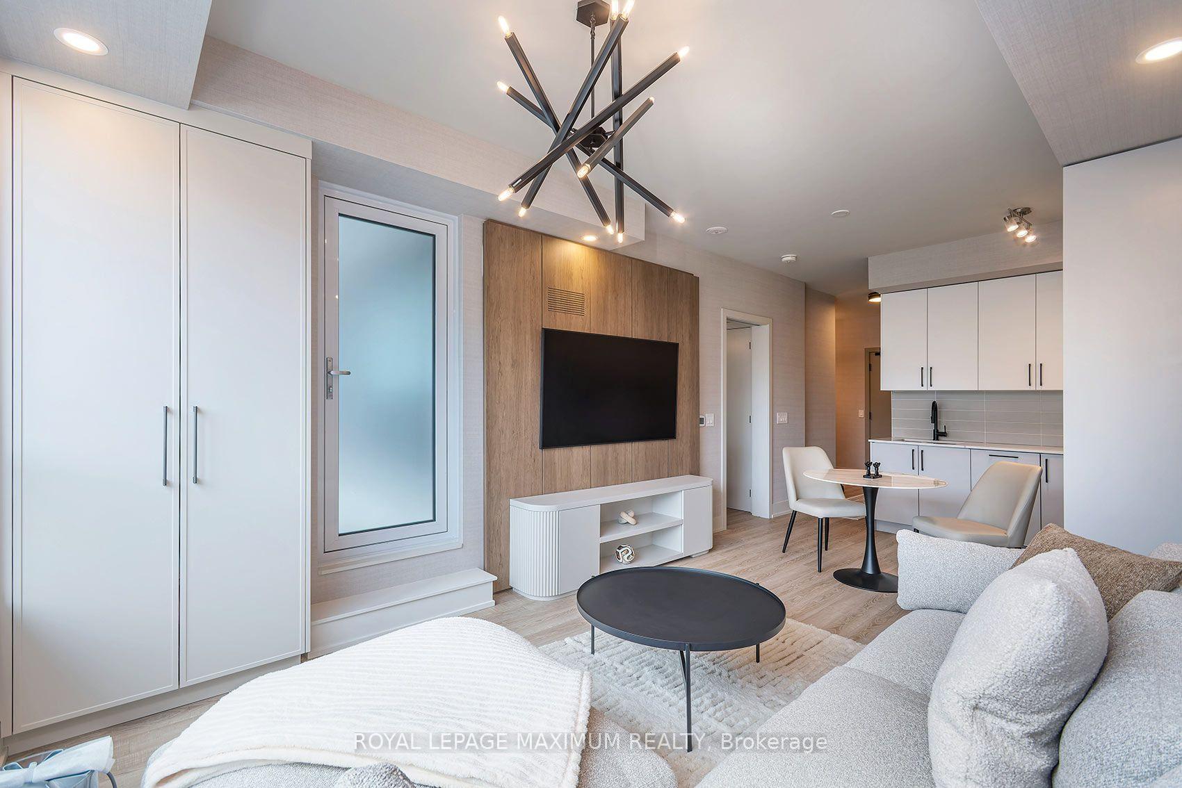 Photo 10 of Unit 250, 2075 King Road, King, King City — HOMEH
