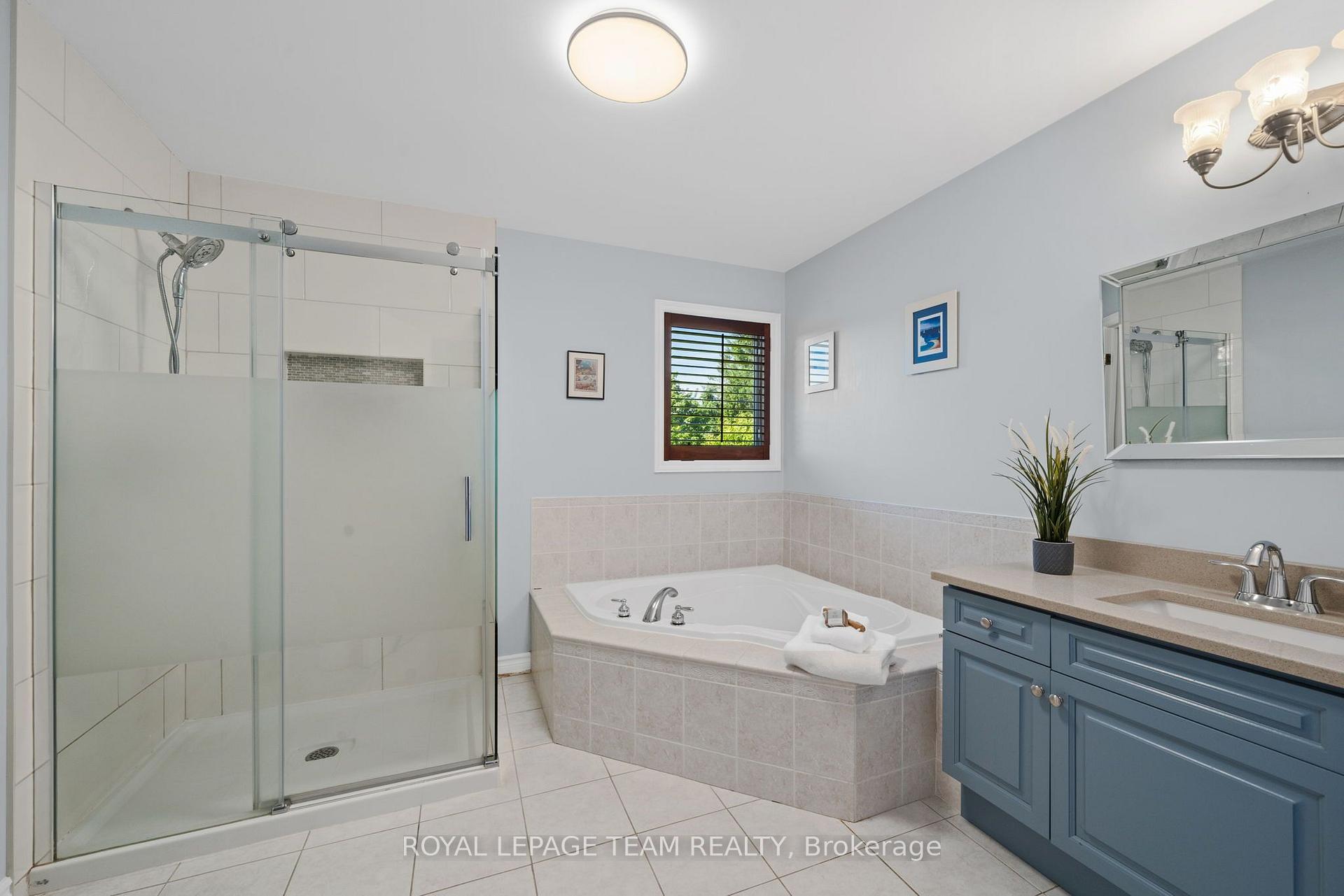 Photo 32 of 50 Marchvale Drive, Ottawa, Kanata - Rural Kanata (Central) — HOMEH