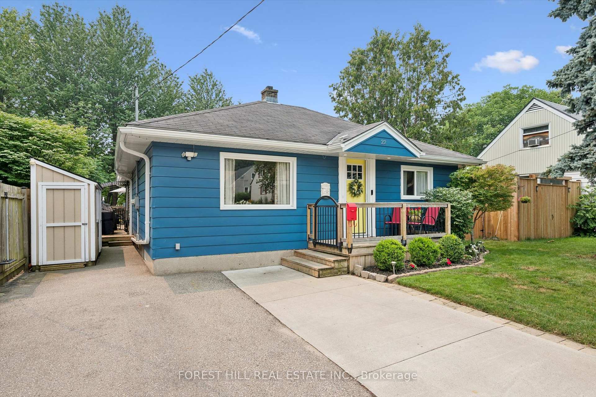 Photo 2 of 22 Sleeman Avenue, Guelph, Junction/Onward Willow — HOMEH