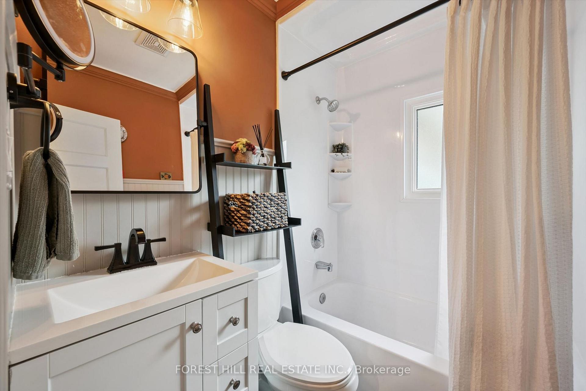 Photo 21 of 22 Sleeman Avenue, Guelph, Junction/Onward Willow — HOMEH